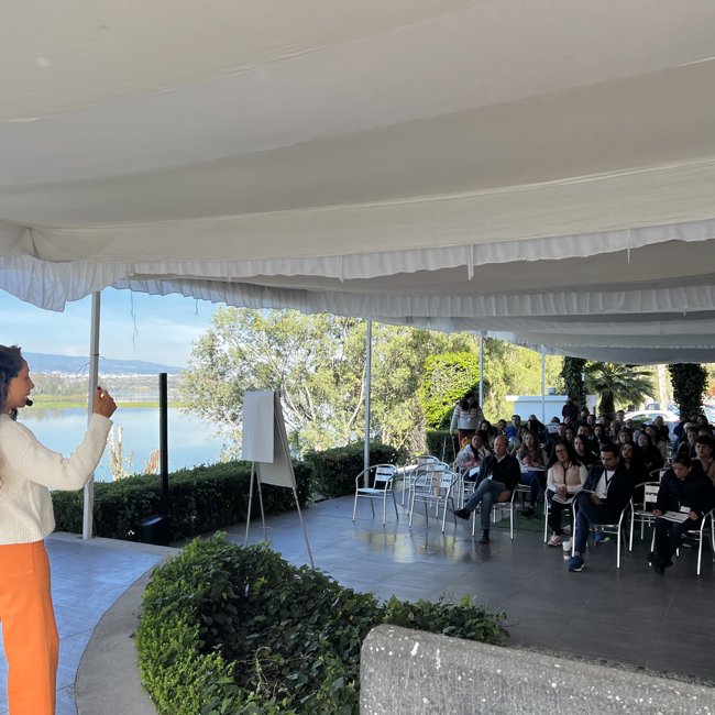 Sesión del Taller Conciencia es Salud al aire libre